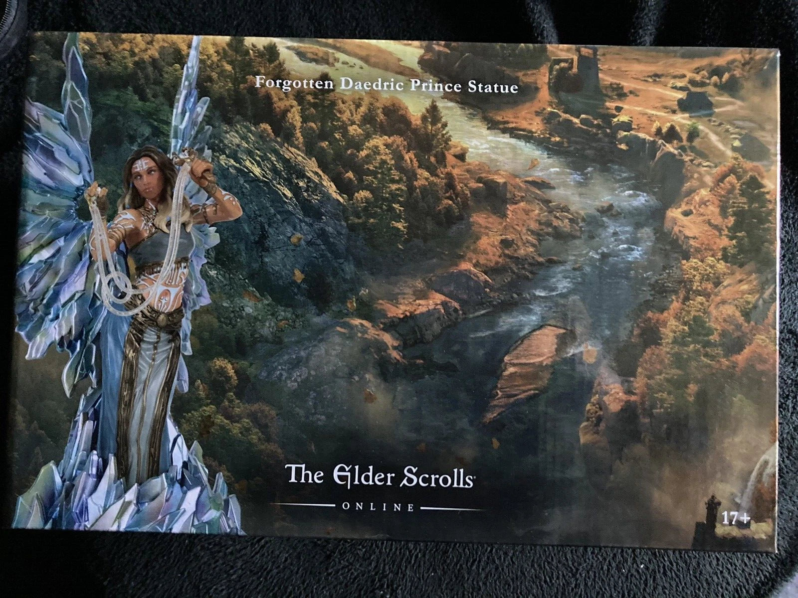 THE ELDER SCROLLS ONLINE VERGESSENER DAEDRISCHER PRINZ Statue Figur Neu & OVP